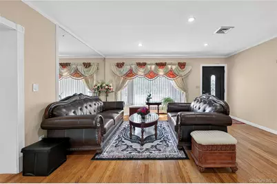 108 Marcus Avenue, New Hyde Park, NY 11040 - Photo 8