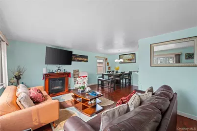 13945 227th Street, Springfield Gardens, NY 11413 - Photo 4
