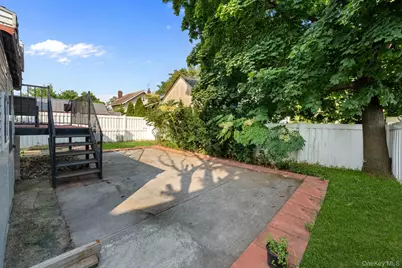 13945 227th Street, Springfield Gardens, NY 11413 - Photo 26