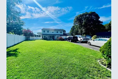 7 Carston Street W, Selden, NY 11784 - Photo 2