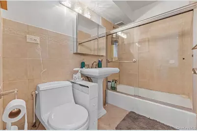 5803 Calloway Street #4EE, Corona, NY 11368 - Photo 8