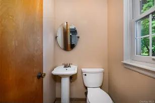 72 Hornbeck Rd, Poughkeepsie, NY 12603 - Photo 12