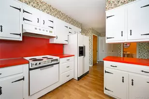 72 Hornbeck Rd, Poughkeepsie, NY 12603 - Photo 10