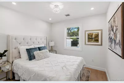 31 Seton Court, Old Bethpage, NY 11804 - Photo 22