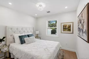 31 Seton Ct, Old Bethpage, NY 11804 - Photo 22