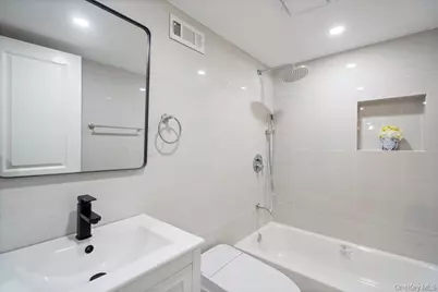 31 Seton Court, Old Bethpage, NY 11804 - Photo 34