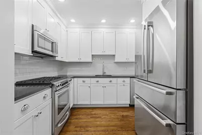 20 N Broadway #B-305, White Plains, NY 10601 - Photo 18