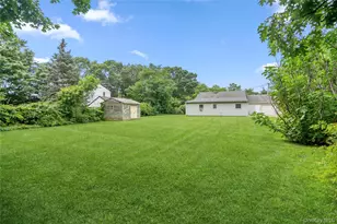 1451 Seamans Nck Rd, Seaford, NY 11783 - Photo 18