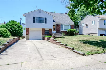 87 Central Park Road, Plainview, NY 11803 - Photo 1