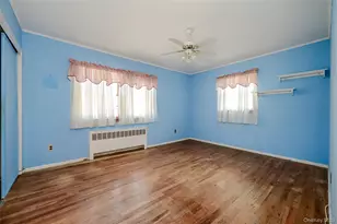 87 Central Park Rd, Plainview, NY 11803 - Photo 8