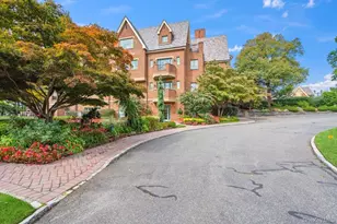 11 Pony Cir, Roslyn Heights, NY 11577 - Photo 48