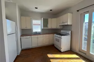 445 W Walnut St, Long Beach, NY 11561 - Photo 2