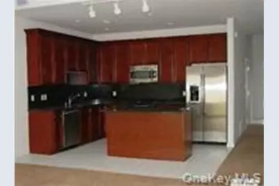 239 Pond View Drive, Port Washington, NY 11050 - Photo 2