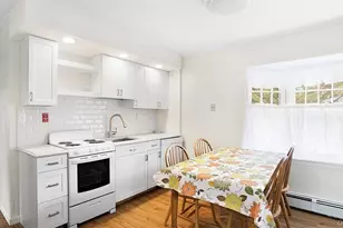 26 Carriage Ln, Levittown, NY 11756 - Photo 6