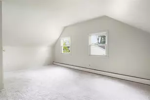 26 Carriage Ln, Levittown, NY 11756 - Photo 8