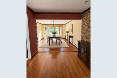 118 Leahy Street, Jericho, NY 11753 - Photo 10