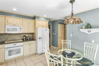 8 Lenmore Drive, Old Bethpage, NY 11804 - Photo 12