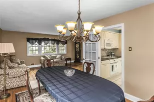 8 Lenmore Dr, Old Bethpage, NY 11804 - Photo 10