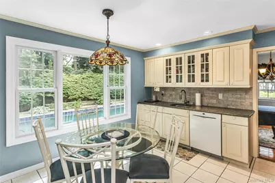 8 Lenmore Drive, Old Bethpage, NY 11804 - Photo 14