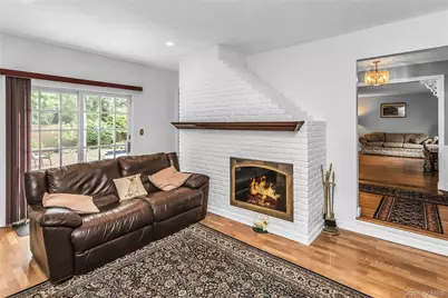 8 Lenmore Drive, Old Bethpage, NY 11804 - Photo 16