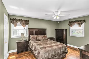 8 Lenmore Dr, Old Bethpage, NY 11804 - Photo 18
