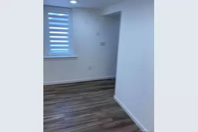 71-61 70th St, Glendale, NY 11385 - Photo 16