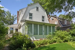 50 Park Ave, Port Washington, NY 11050 - Photo 2