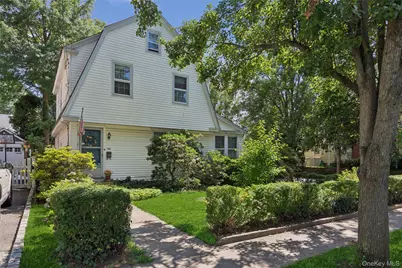 50 Park Avenue, Port Washington, NY 11050 - Photo 1