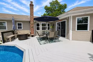 12 Walnut St, Centereach, NY 11720 - Photo 24