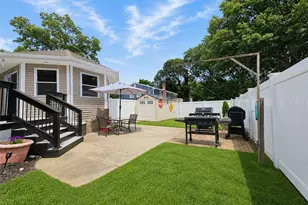 12 Walnut St, Centereach, NY 11720 - Photo 26