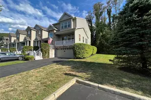 61 N River Dr, Beacon, NY 12508 - Photo 2