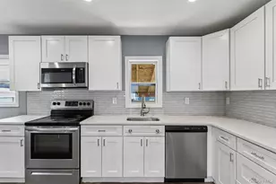 416 Arizona Ave, Bay Shore, NY 11706 - Photo 8