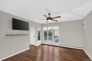 10 Sycamore Rd, Glen Cove, NY 11540 - Photo 8