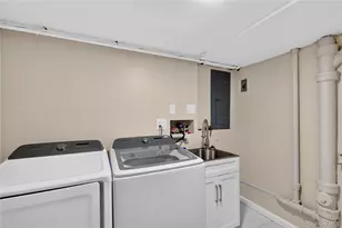 10 Sycamore Rd, Glen Cove, NY 11540 - Photo 18
