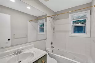10 Sycamore Rd, Glen Cove, NY 11540 - Photo 12