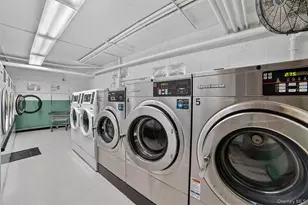 222 N Broadway, Yonkers, NY 10701 - Photo 28