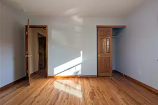 3039 Clubhouse Rd, Merrick, NY 11566 - Photo 14