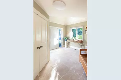 33 Hilltop Road, Southampton, NY 11968 - Photo 6