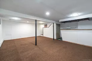 1582 Bellmore Rd, Bellmore, NY 11710 - Photo 18