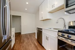 2 N Lewis Pl, Rockville Centre, NY 11570 - Photo 6