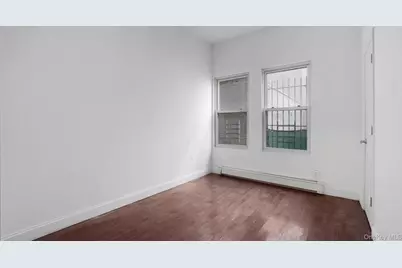 1823 Anthony Avenue, Bronx, NY 10457 - Photo 12