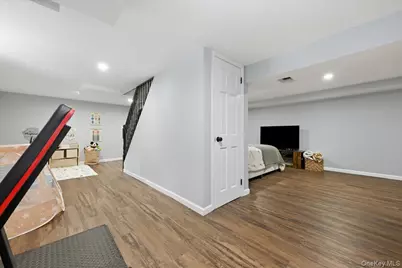 4064 Robert Place, Seaford, NY 11783 - Photo 28