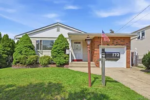 173 12th St, Bethpage, NY 11714 - Photo 2