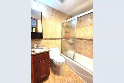 14437 Melbourne Avenue, Flushing, NY 11367 - Photo 4