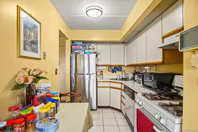 9229 Queens Boulevard #6F, Rego Park, NY 11374 - Photo 10