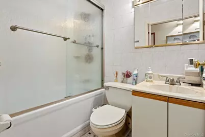 9229 Queens Boulevard #6F, Rego Park, NY 11374 - Photo 16