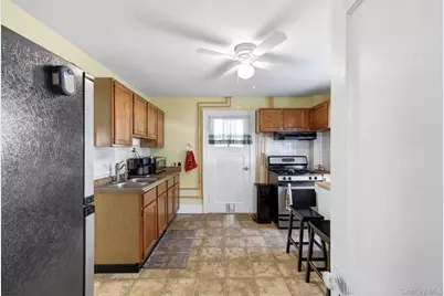 9 Garden Street, Hyde Park, NY 12538 - Photo 6