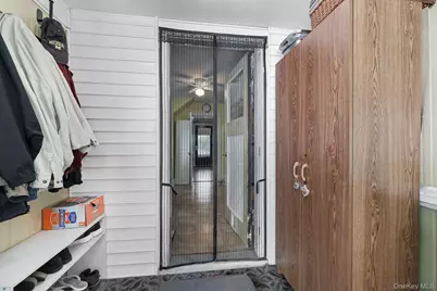 9 Garden Street, Hyde Park, NY 12538 - Photo 20