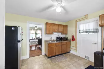 9 Garden Street, Hyde Park, NY 12538 - Photo 8