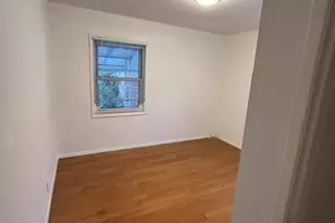157-43 20th Ave, Whitestone, NY 11357 - Photo 16